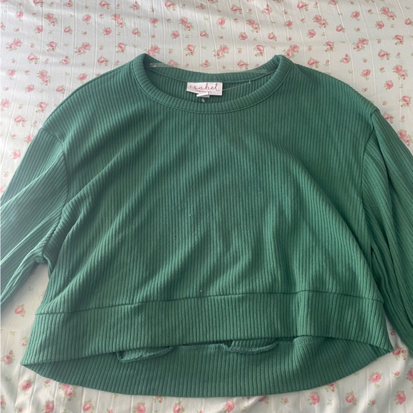 GREEN TOP - Picture 1 of 2